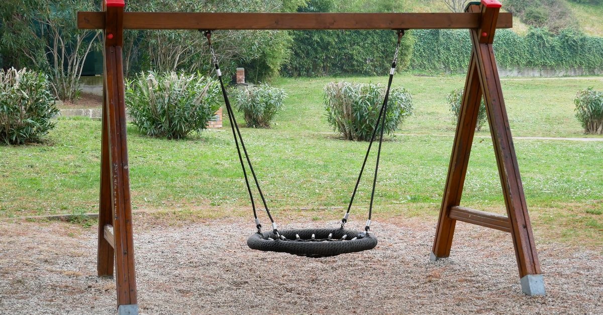 Schweben statt sitzen: Elegante Hängekorb-Schaukeln für Erwachsene – Inspirationen für drinnen und draußen