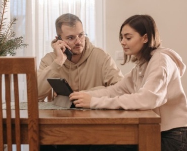 Rundum-Sanierung oder sanfte Auffrischung? Dein smarter Leitfaden zur richtigen Entscheidung fürs Zuhause