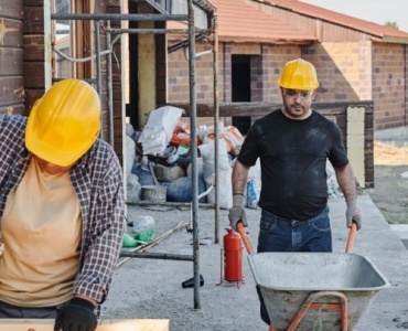 Entspannt ins Eigenheim: Wie Sie den Hausbau-Stress souverän meistern